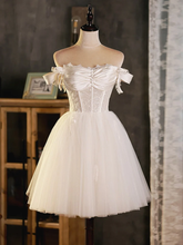 Cute White Tulle Sweetheart Beaded Homecoming Dress White Short Graduation Dresses Y1966