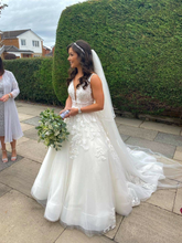 Atemberaubendes A-Linie weißes Tüll-Applikationen Brautkleid, weißes Brautkleid Y5220