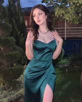 Green Sleeveless Satin Evening Dress,Elegant Green Evening Gown Y2131