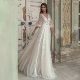 Elegant A-Line Wedding Dress Puff Sleeve Romantic Bridal Backless Beaded Appliques V-Neck Bride Dresses Vestido Noiva