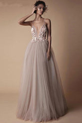 Spaghetti Strap Deep V Neck Beach Wedding Dresses With Applique WD321