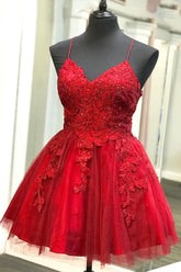 Rotes kurzes Homecoming-Kleid mit Spitzenapplikation SYH22