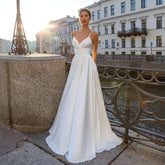Wedding Dress Sexy Spaghetti Straps V Neck Backless Satin Bridal Gown Sweep Train Vestidos De Novia Marriage Dresses LO2066