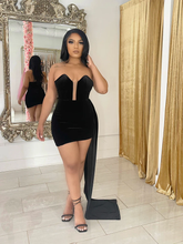 Black Velvet Short Homecoming Dress Zipper Back Y06