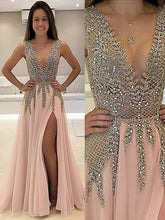 A-Line/Elegant V-Neck Sleeveless Beading Tulle Prom Dresses