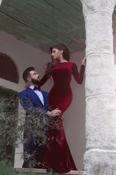 Vestido formal de fiesta de terciopelo con escote sirena, largo burdeos, sin espalda y mangas