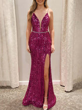 Covie | Vestido de fiesta largo con escote en V, tirantes finos, lentejuelas y abertura