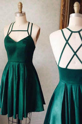 Vestido de fiesta corto de satén verde con corte en A, PD127