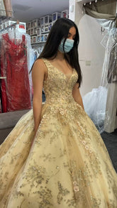 Luxurious Champagne V Neck Quinceanera Dress Princess Dress Champagne Ball Gown Y593