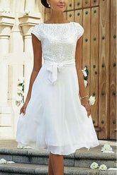 Elegant White A-line Chiffon Wedding Dress With Short Sleeve