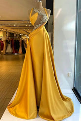 Fabuloso vestido de fiesta largo amarillo sin mangas con escote halter de satén y cuentas