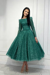 Glamoroso vestido de fiesta verde oscuro de corte A con lentejuelas, largo hasta los tobillos y mangas largas