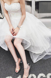 High Low Sweet Heart Tulle Beading Wedding Dresses With Court Train WD085
