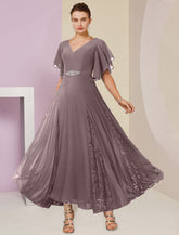 A-Line/Princess V-Neck Mother of the Bride Dresses with Applique