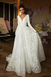 Long Sleeve V-neck Boho Bridal Gowns Satin Backless Lace Wedding Dress