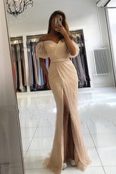 Vestido de fiesta largo de sirena con hombros descubiertos, abertura frontal, lentejuelas y mangas