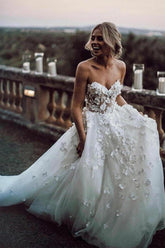 Sweetheart Neck Tulle Wedding Dresses Appliqued Wedding Gowns WD327