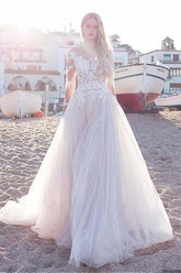 Tulle Scoop Neckline A-line Wedding Dress With Lace Appliques WD188