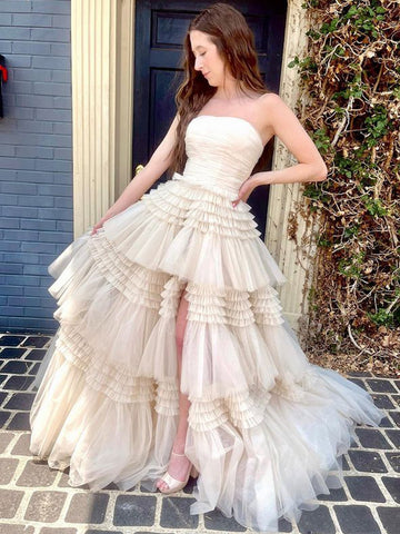 Daniela | Vestido de fiesta largo de tul sin tirantes, corte A y volantes escalonados
