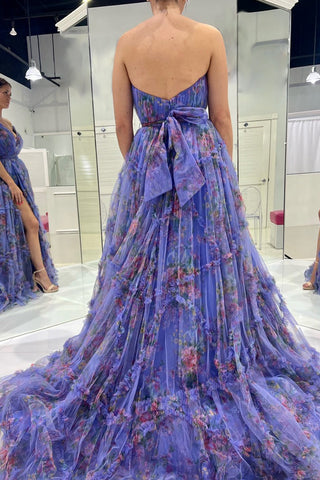 Izabella | Vestido de fiesta de tul con estampado floral, corte en A y escote corazón, con abertura