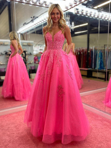 Angelina | Langes Ballkleid aus Spitze in A-Linie mit V-Ausschnitt in Rosa