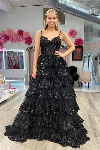 Maryam | Vestido de fiesta de encaje escalonado con tirantes finos y corte A