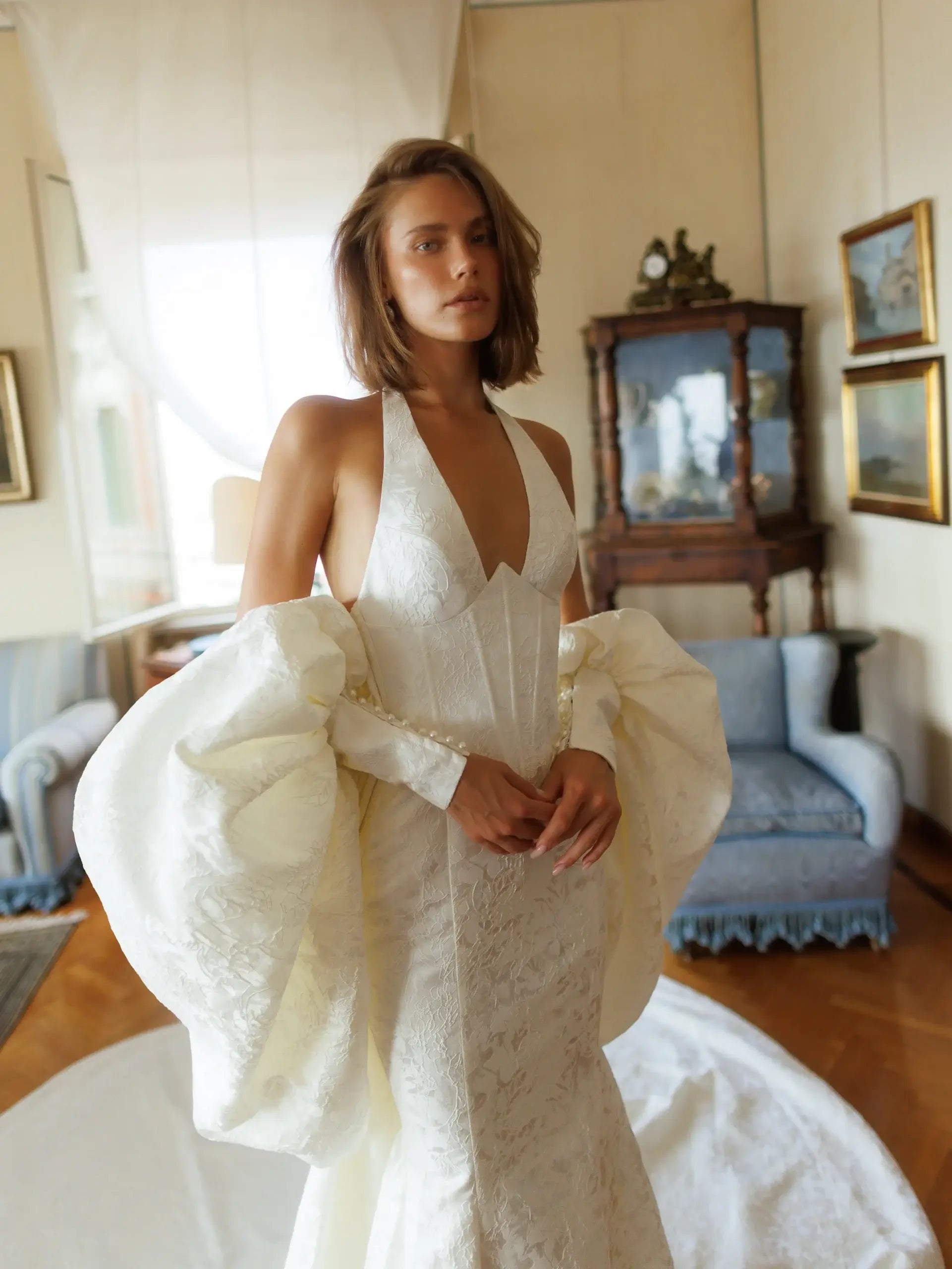 Elegant Ivory Halter Neck Puff Sleeve Mermaid Wedding Dress with Train SW188
