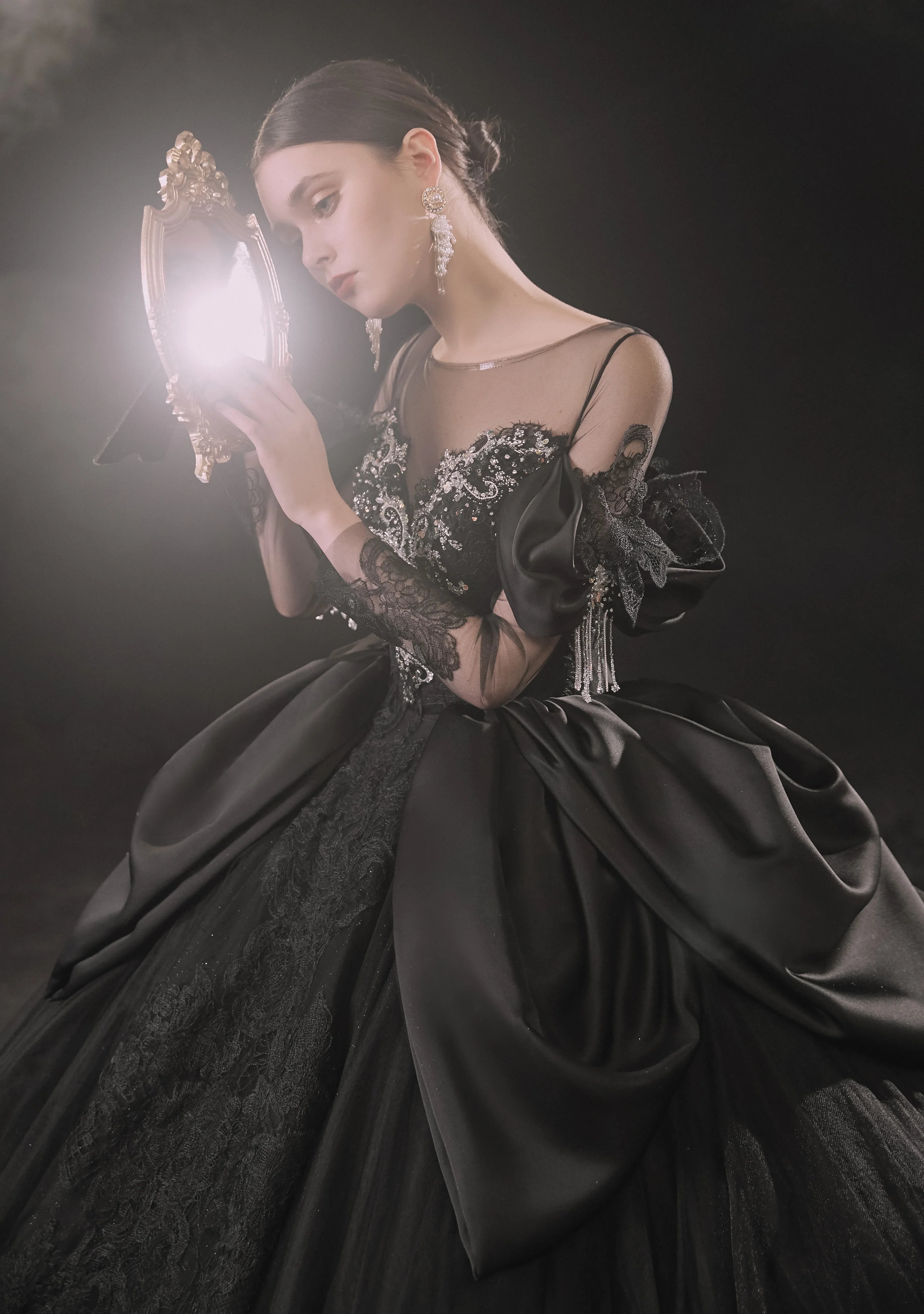 Dramatic Black Ball Gown Illusion Neckline Satin Puff Sleeve Beaded Lace Wedding Dress with Oversized Train E-305