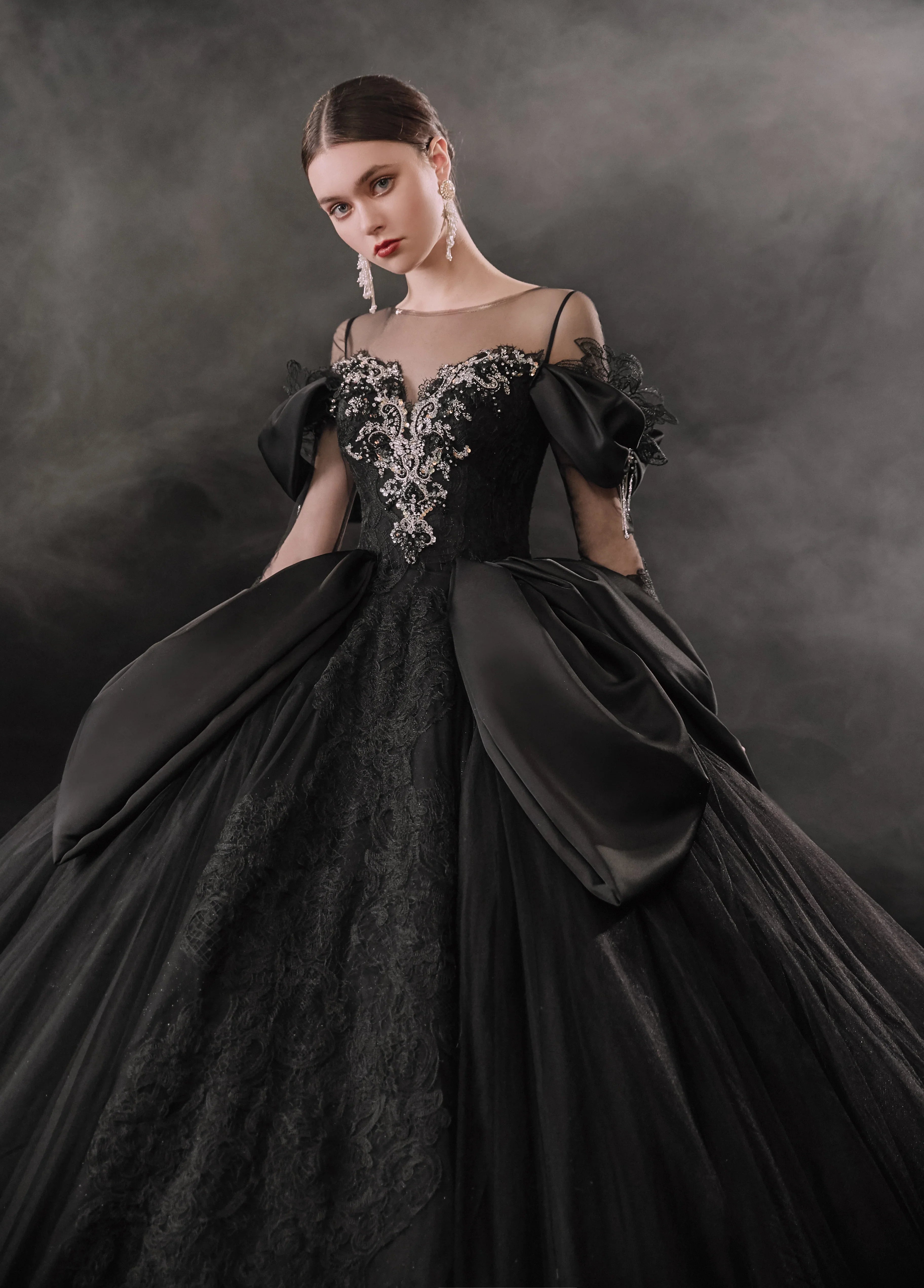 Dramatic Black Ball Gown Illusion Neckline Satin Puff Sleeve Beaded Lace Wedding Dress with Oversized Train E-305