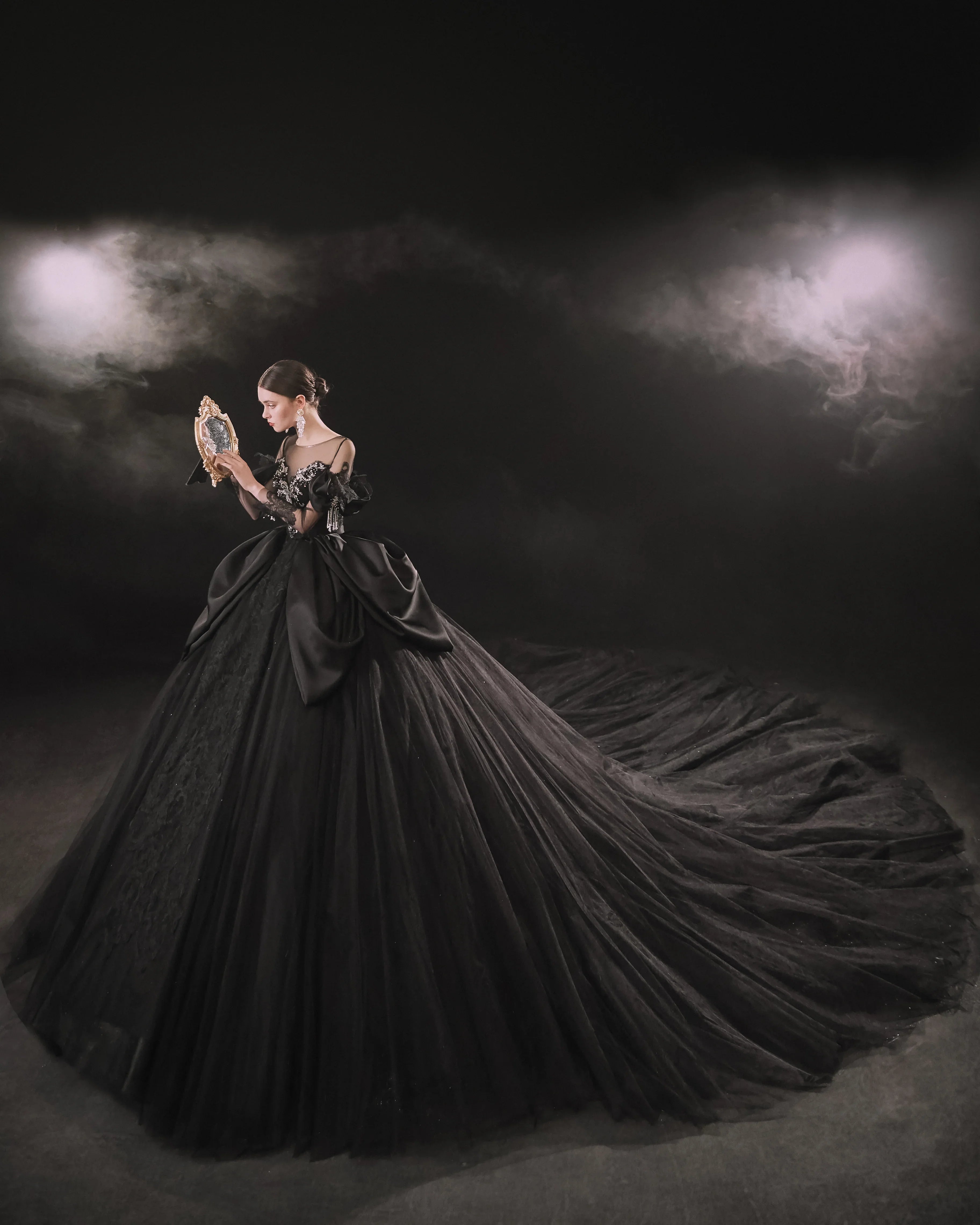 Dramatic Black Ball Gown Illusion Neckline Satin Puff Sleeve Beaded Lace Wedding Dress with Oversized Train E-305