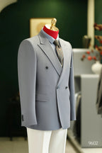 Double-Breasted Light Grey Wool Suit | Tailored Formal Groom & Business Suit by 男装