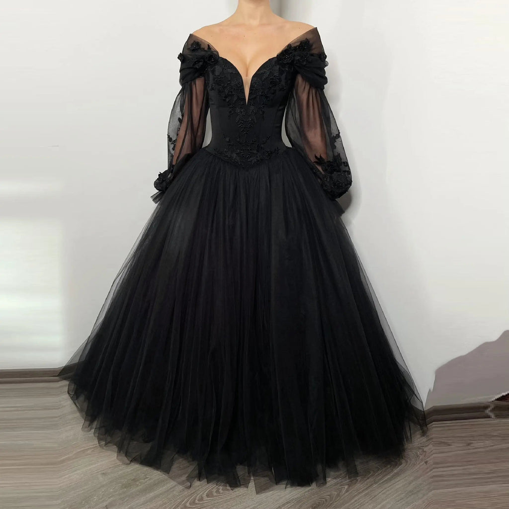 Black Luxury Gothic Wedding Dress 3D Floral Corset Tulle Ball Gown With Train  SW563