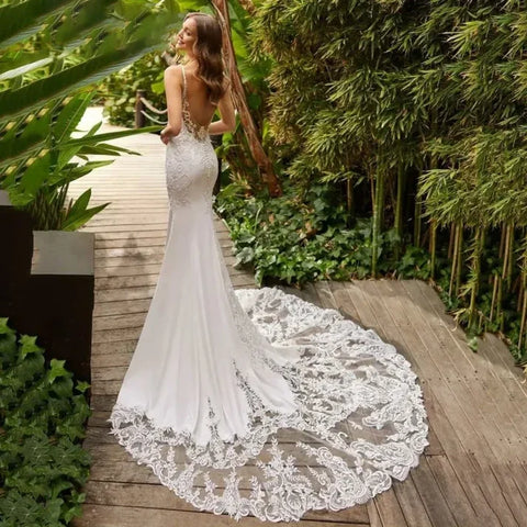 Elegant Mermaid Wedding Dresses White V-Neck Lace Open Back Spaghetti Straps Bridal Gown Sweep Train Vestidos De Novia