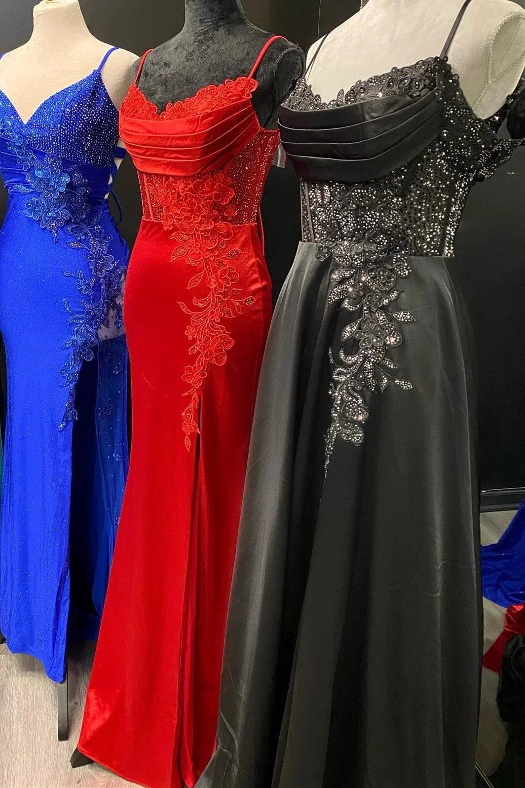 Casey| Red Spaghetti Strap Appliques Mermaid Long Dress with Slit by KissProm