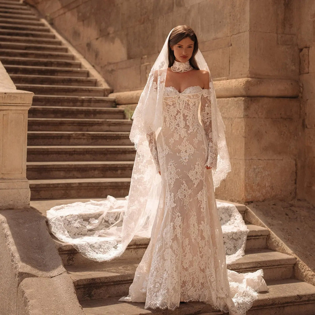 Elegant Ivory Sweetheart Neckline Sheer Lace Mermaid Wedding Dress with Veil SW171