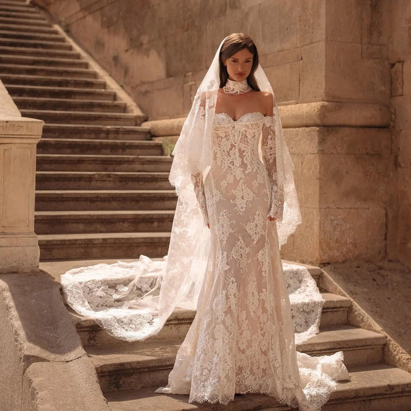 Elegant Ivory Sweetheart Neckline Sheer Lace Mermaid Wedding Dress with Veil SW171