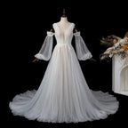 Elegant Ivory V-Neck Detachable Puff Sleeve Lace Tulle Wedding Dress with Train SW708