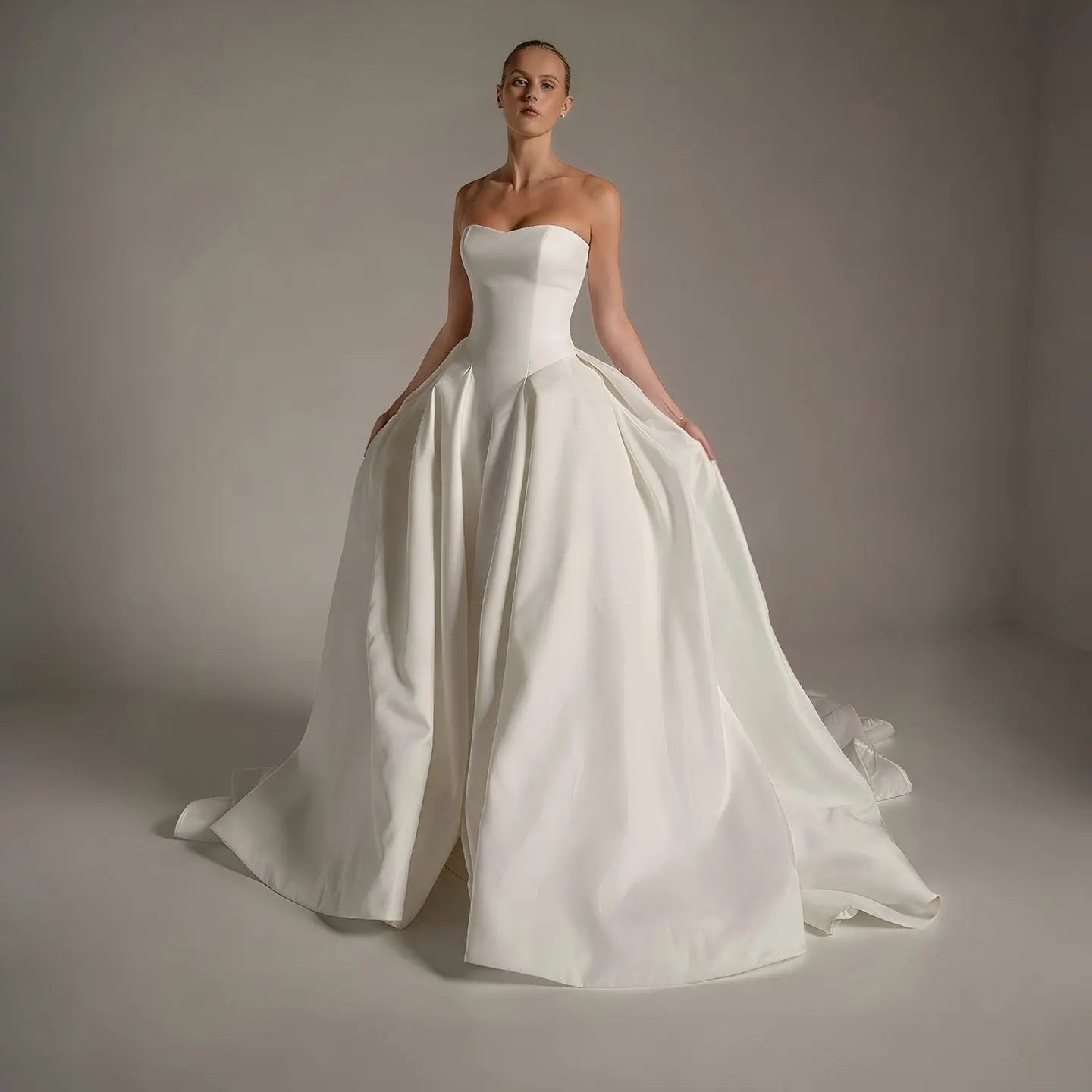 Luxury White Spaghetti Strap Beaded Satin Ball Gown Wedding Dress SW167