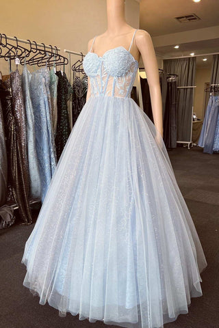 Vestido de fiesta de corte A con escote en forma de corazón y encaje floral azul claro
