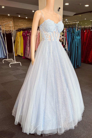Vestido de fiesta de corte A con escote en forma de corazón y encaje floral azul claro