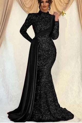 Hochgeschlossenes, langärmliges, paillettenbesetztes Meerjungfrauen-Ballkleid mit Rüschen