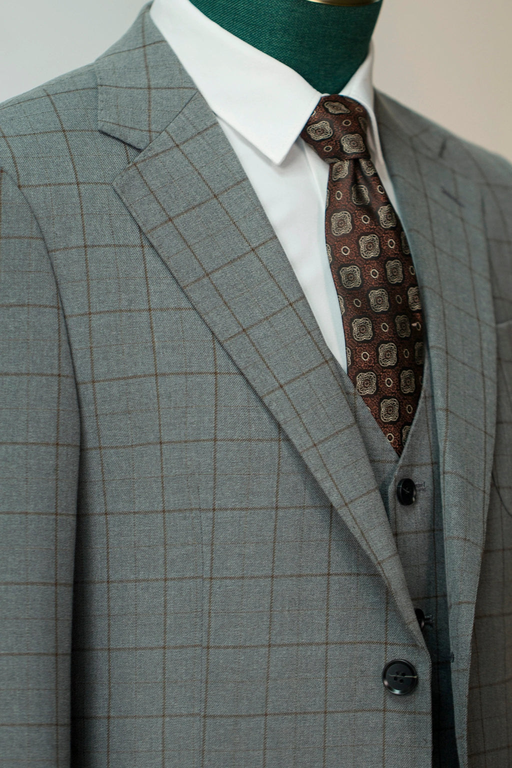 Three-Piece Windowpane Check Wool Suit | Tailored Formal Groom & Business Suit by 男装