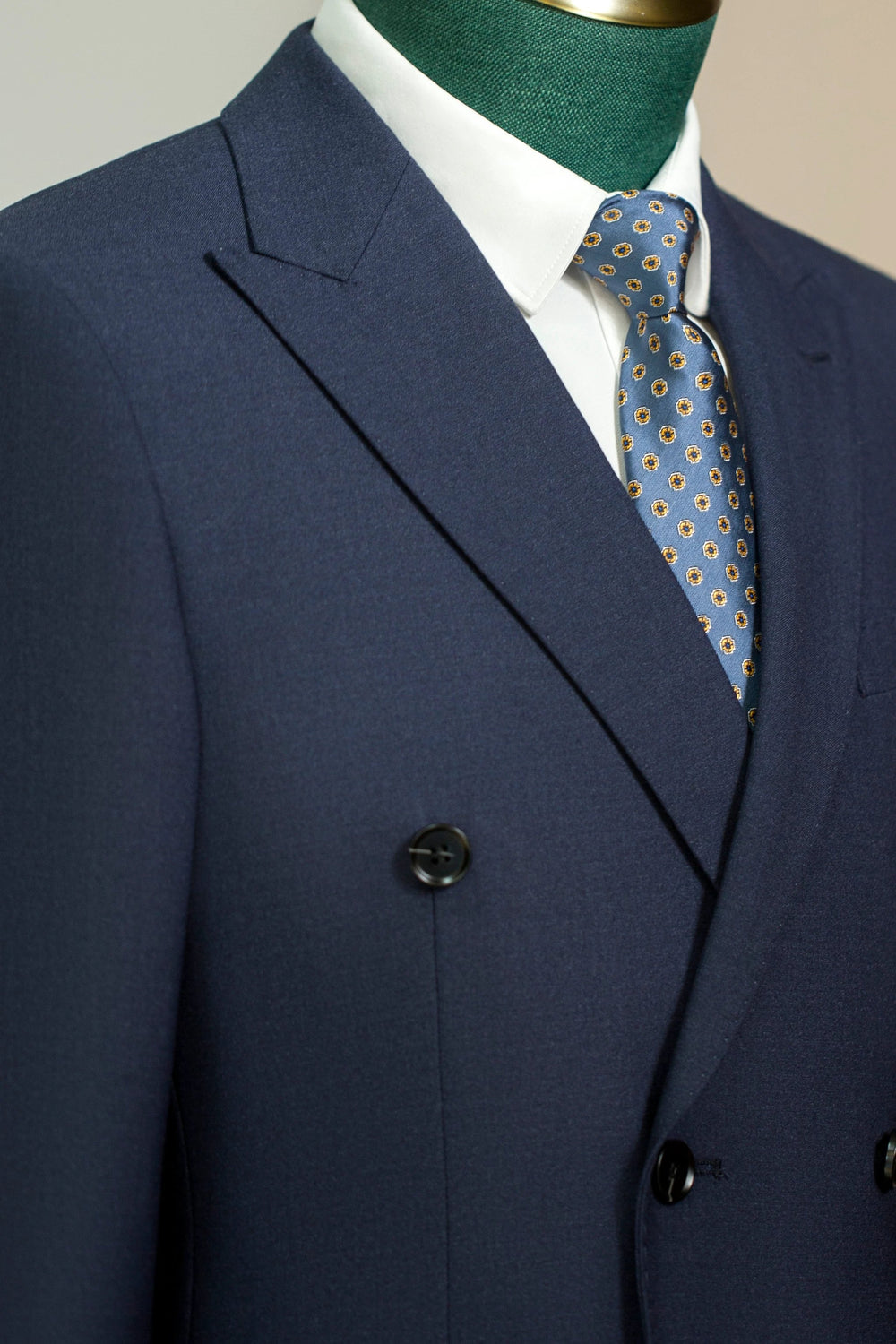 Double-Breasted Navy Wool Suit | Tailored Formal Groom & Business Suit by 男装