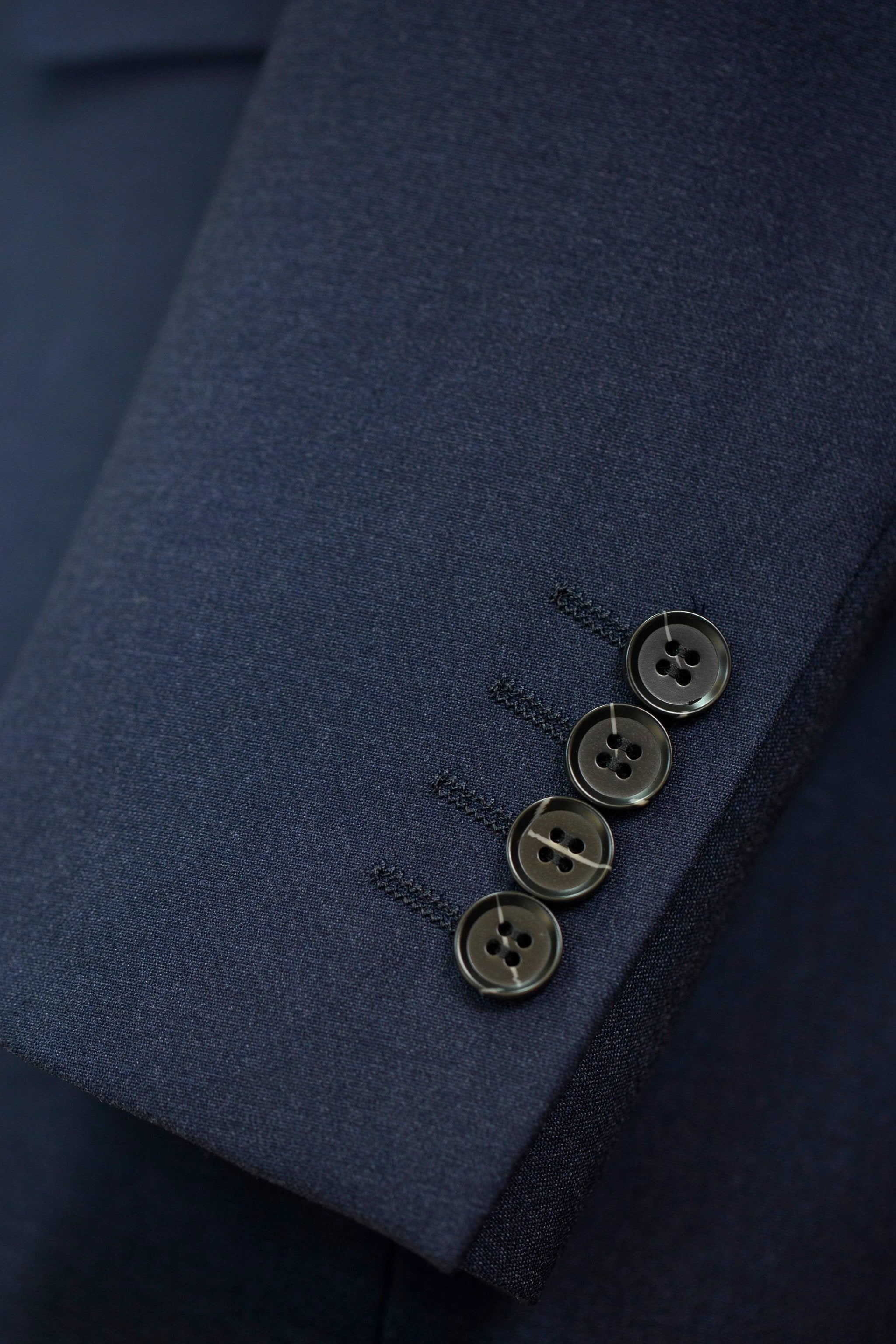 Double-Breasted Navy Wool Suit | Tailored Formal Groom & Business Suit by 男装