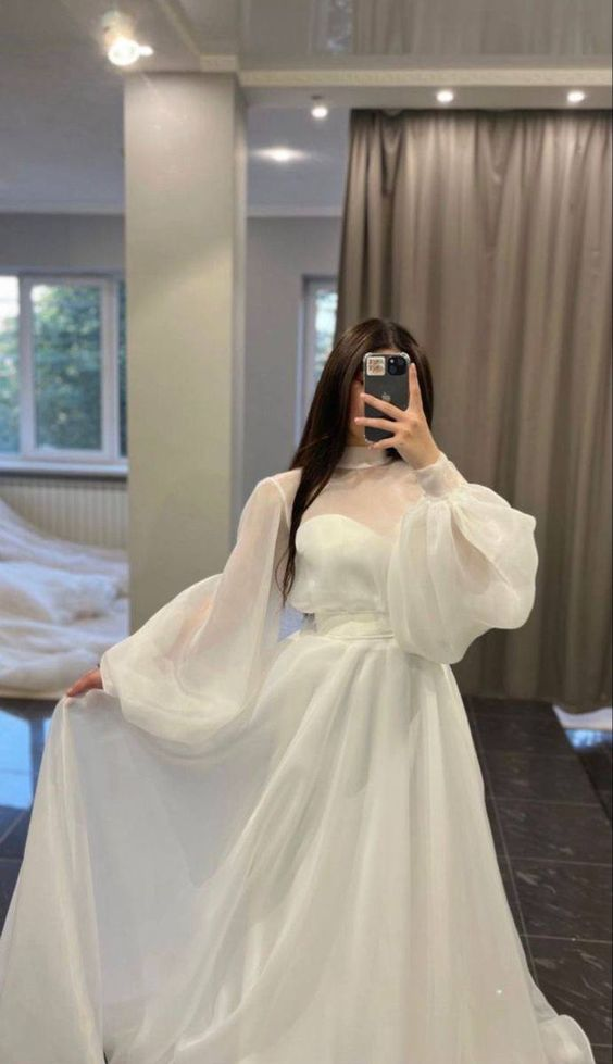 Beautiful A line White Tulle Wedding Dresses With Long Sleeves Y5572 Main Image