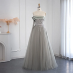 Designer A-Linie Off-the-Shoulder Langarm Pailletten Ballkleid