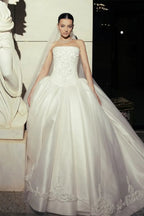 White Satin Tulle Ball Gown Bridal Dress with Embroidered Lace Bodice SW745