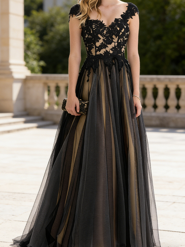 Enchanting Black Lace and Tulle Formal Evening Gown