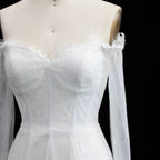 Luxury Ivory Off-the-Shoulder Long Sleeve Lace Mini Wedding Dress SW170