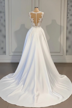 Vestido de Noiva Deslumbrante em Linha A, Sem Mangas, com Decote em V e Cauda Destacável